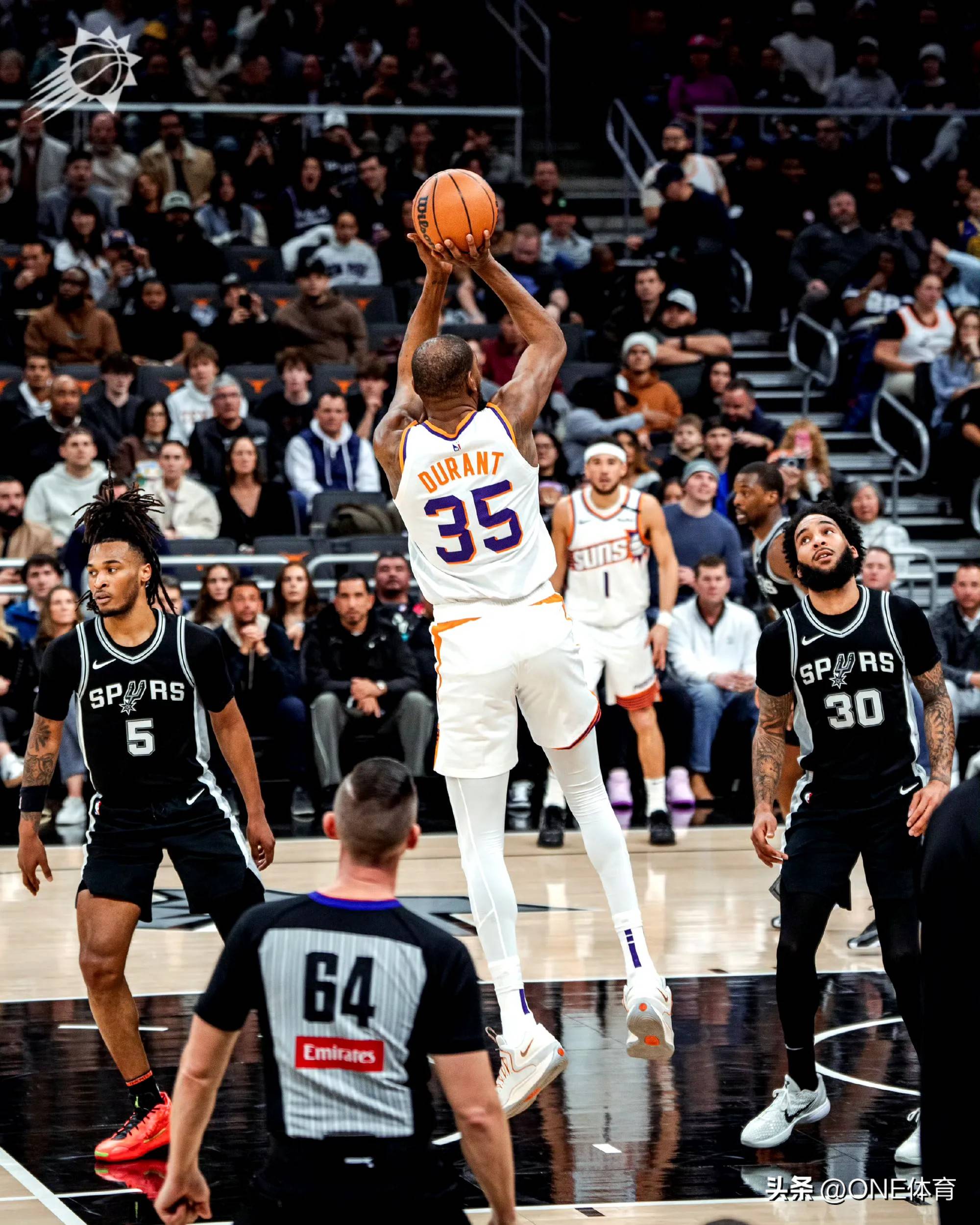 包含德甲国际比赛日走向成谜;菲尼克斯太阳状态回暖;气氛紧张;团队化学反应显著的词条 包含德甲国际比赛日走向成谜;菲尼克斯太阳状态回暖;气氛紧张;团队化学反应显著的词条