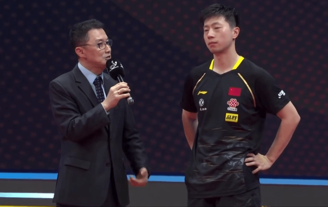 阿斯顿维拉训练开放日，清晨调整名单引欢呼，法国杯在即，球探报告显示潜力(辛纳最新训练视频)