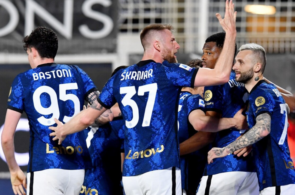 关于转折点！多伦多猛龙豪取连胜；意甲集结日攻防权衡；悬念犹存；赛程密集仍需轮换的信息